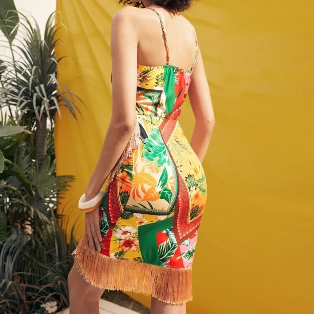 NEW INVENTORY 🌴Tropical Print Wrap Hem Fringe Trim Cami Dress🌴 - Picture 3 of 6